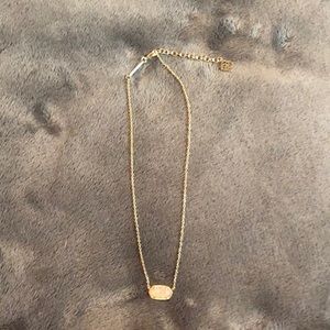 Kendra Scott necklace